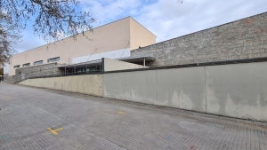 Rehabilitaci&oacute;n de las fachadas de la Biblioteca Municipal de Viladecans
